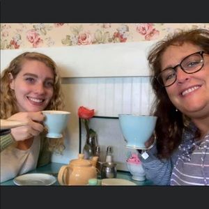 Meet your Posher, Lisa